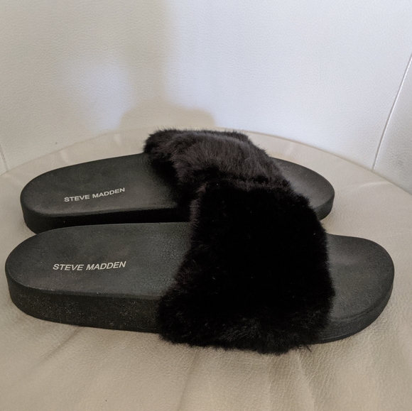 steve madden fur sandals